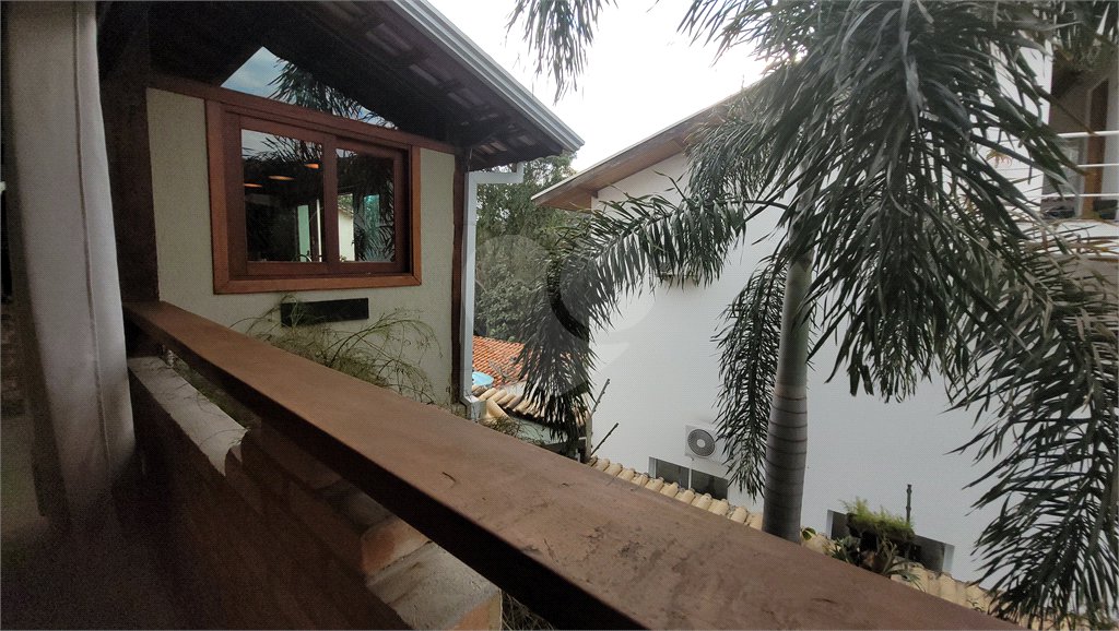 Sobrado à venda com 4 quartos, sendo 2 suítes, no Centro, Mairiporã, SP