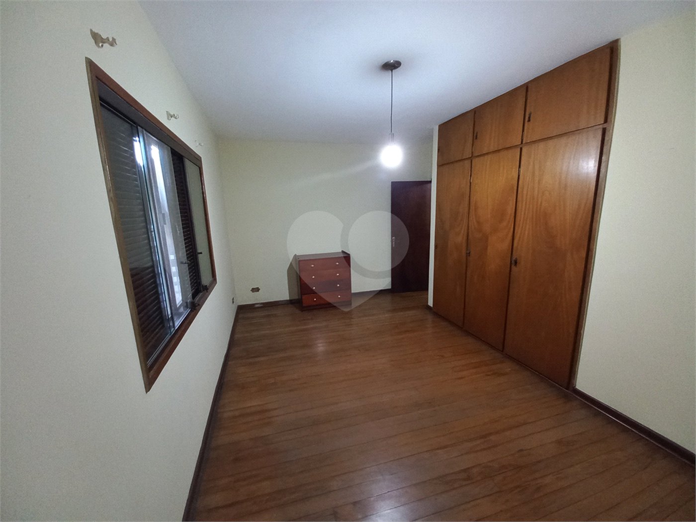 Casa à venda com 4 quartos, sendo 2 suítes,  em Parque Esmeralda, São Paulo, SP