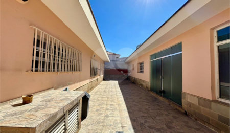 Casa à venda com 3 quartos, sendo 2 suítes,  em Vila Rosália, Guarulhos, SP
