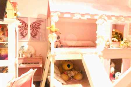 Casa à venda com 3 quartos, sendo 1 suíte, no condomínio Residencial Patrimônio do Carmo, São Roque - SP