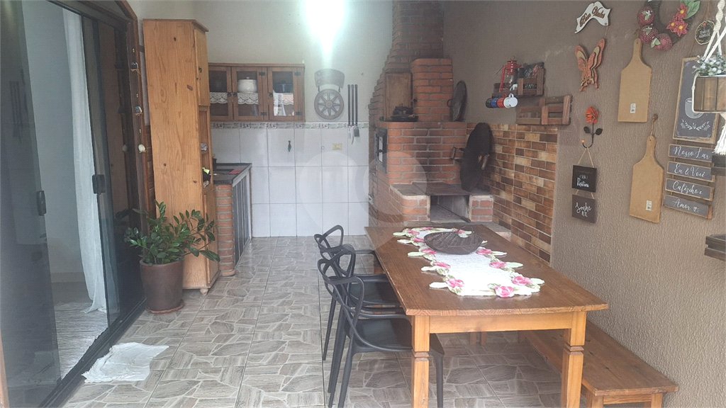 Casa à venda com 3 quartos, sendo 1 suíte,  em Jardim Paulista, Sorocaba, SP