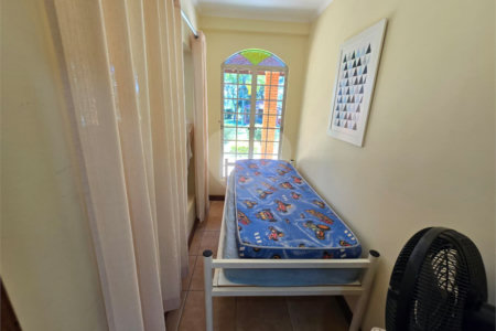 Chácara à venda com 4 quartos, sendo 1 suíte, em Cercadinho, Alambari, SP