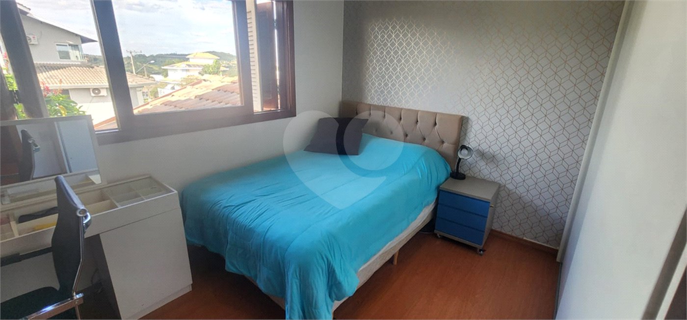Casa à venda com 4 quartos, sendo 2 suítes, no condomínio Delle Stelle, Louveira - SP
