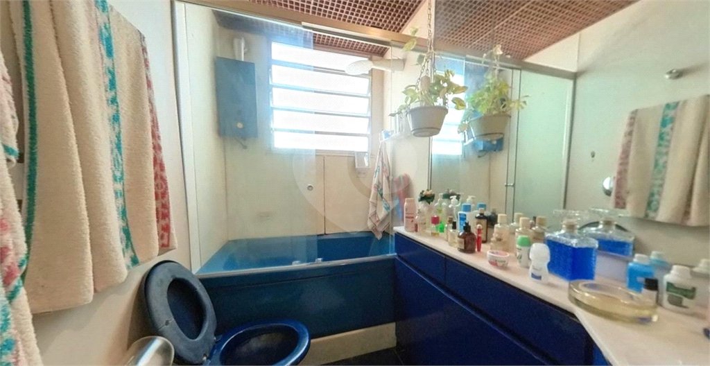 Cobertura à venda com 4 quartos, sendo 1 suíte,  em Copacabana, Rio de Janeiro, RJ