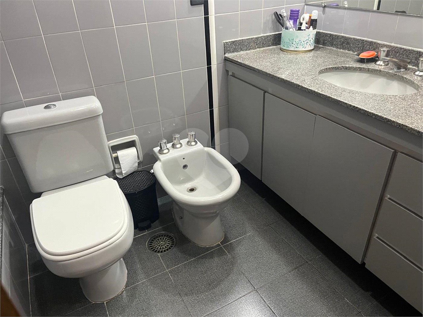 Casa à venda com 4 quartos, sendo 3 suítes, no condomínio Vitoria Regia, São Paulo - SP