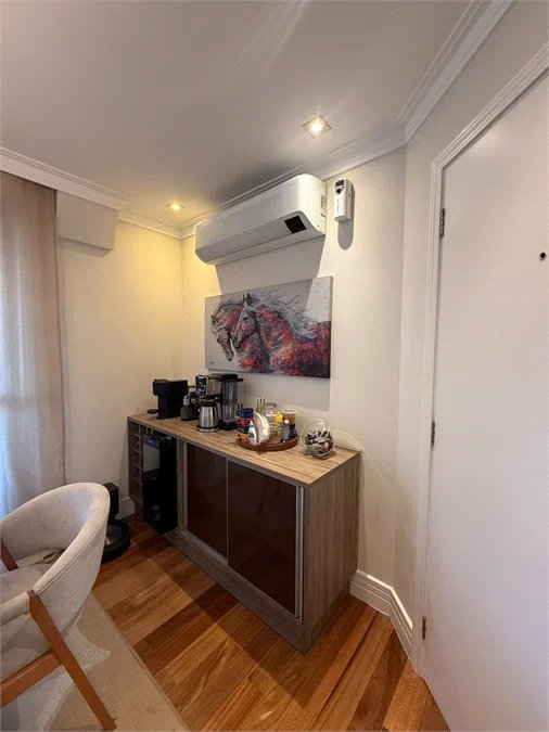 Apartamento à venda com 2 suítes em Jardim Londrina, São Paulo, SP