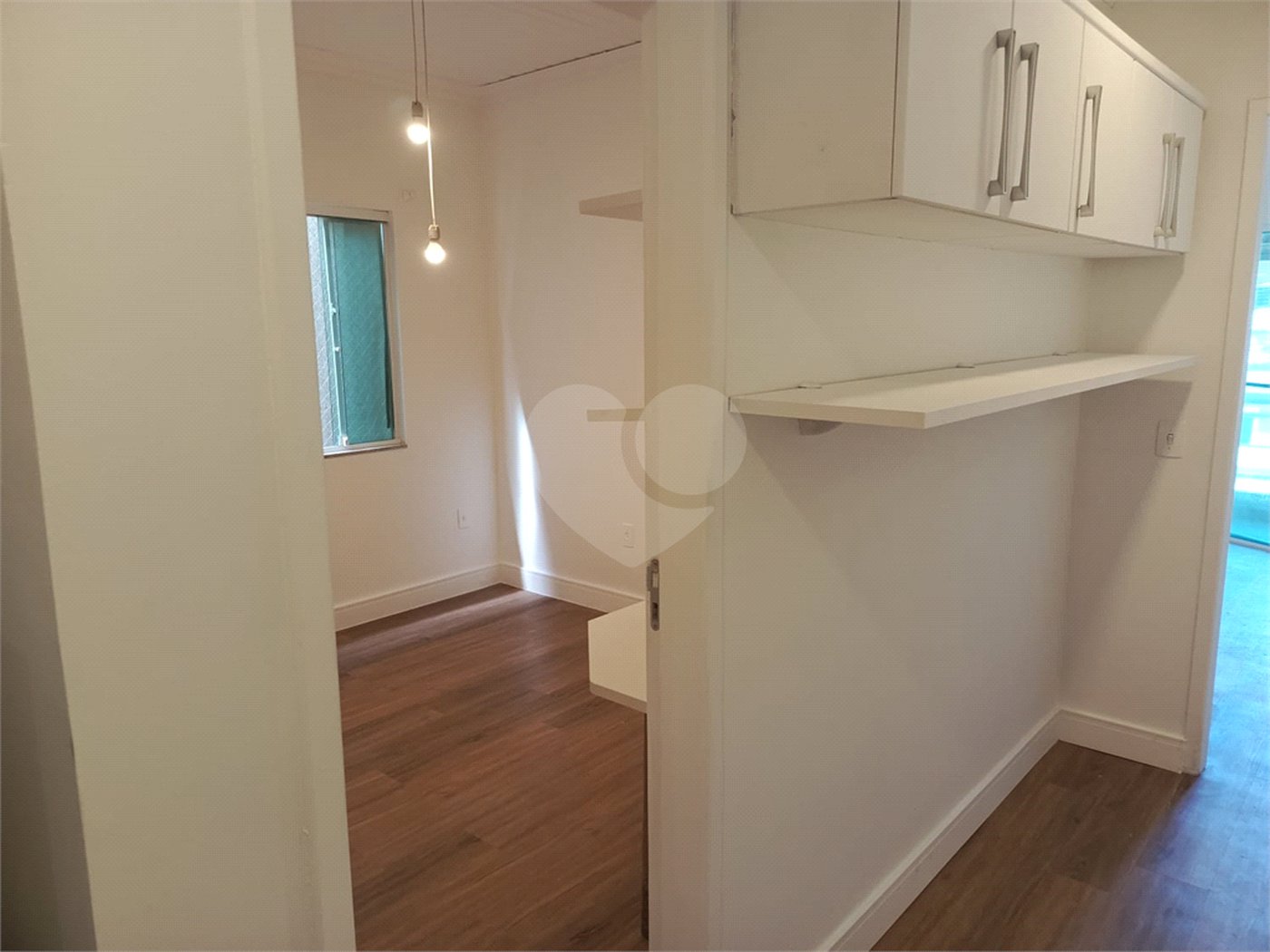 Casa à venda com 3 quartos, sendo 1 suíte, no condomínio Paraíso Classe A, Rio de Janeiro - RJ