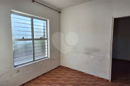Casa à venda com 2 quartos, sendo 1 suíte,  em Jardim Archila, Votorantim, SP