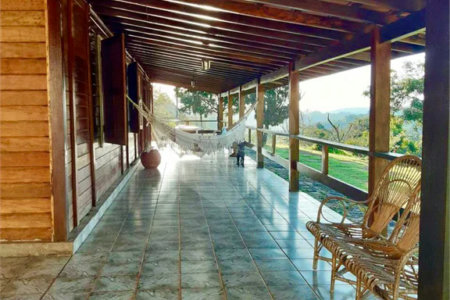 Sítio à venda com 4 quartos, sendo 2 suítes, em Jardim Paiol, Campo Limpo Paulista, SP