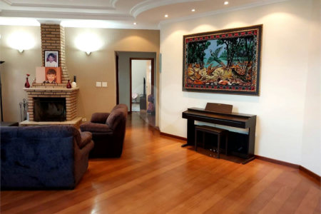 Casa à venda com 4 quartos, sendo 2 suítes,  em Jardim Japão, São Paulo, SP