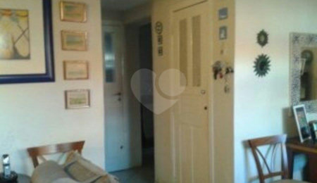 Sobrado à venda com 2 quartos em Tremembé, São Paulo, SP