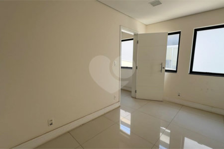 Casa à venda com 6 quartos, sendo 3 suítes, no condomínio Jardim Vila Paradiso, Indaiatuba - SP