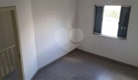 Sobrado à venda com 2 quartos em Santana, São Paulo, SP