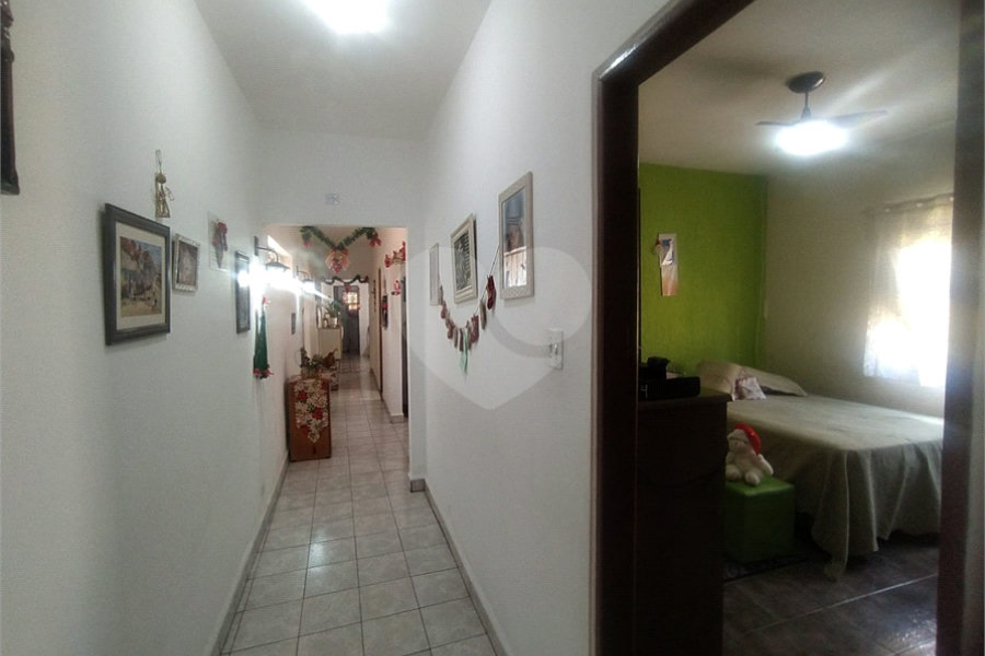 Casa à venda com 4 quartos em Chora Menino, São Paulo, SP
