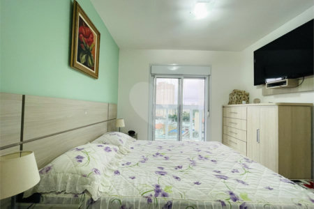 Apartamento à venda com 2 suítes em Vila Scarpelli, Santo André, SP