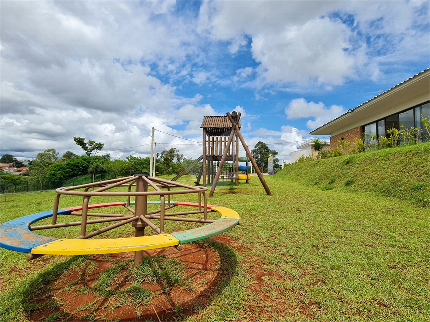 Casa à venda com 3 suítes no condomínio Residencial Villagio Wanel, Sorocaba - SP