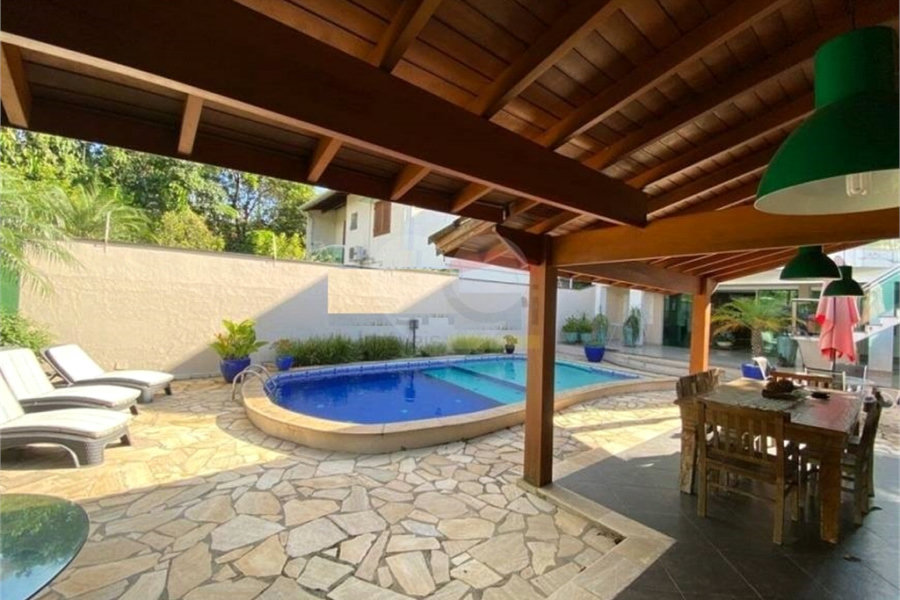Casa à venda com 4 suítes em Jardim Floresta, São Paulo, SP