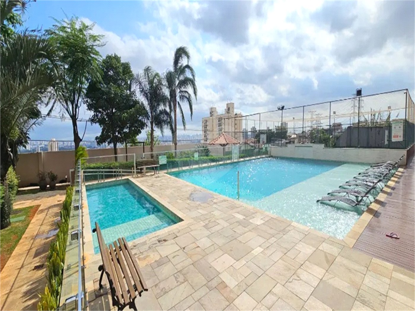 Apartamento à venda com 3 quartos, sendo 1 suíte, em Vila Guilherme, São Paulo, SP