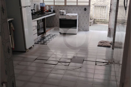 Sobrado à venda com 3 quartos, sendo 1 suíte, em Jardim São Bento, São Paulo, SP