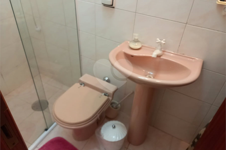 Sobrado à venda com 3 quartos, sendo 1 suíte, em Santa Teresinha, São Paulo, SP