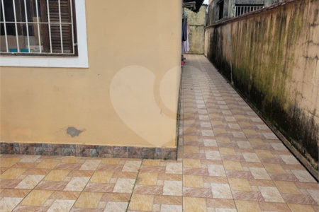 Casa à venda com 2 quartos em Suarão, Itanhaém, SP