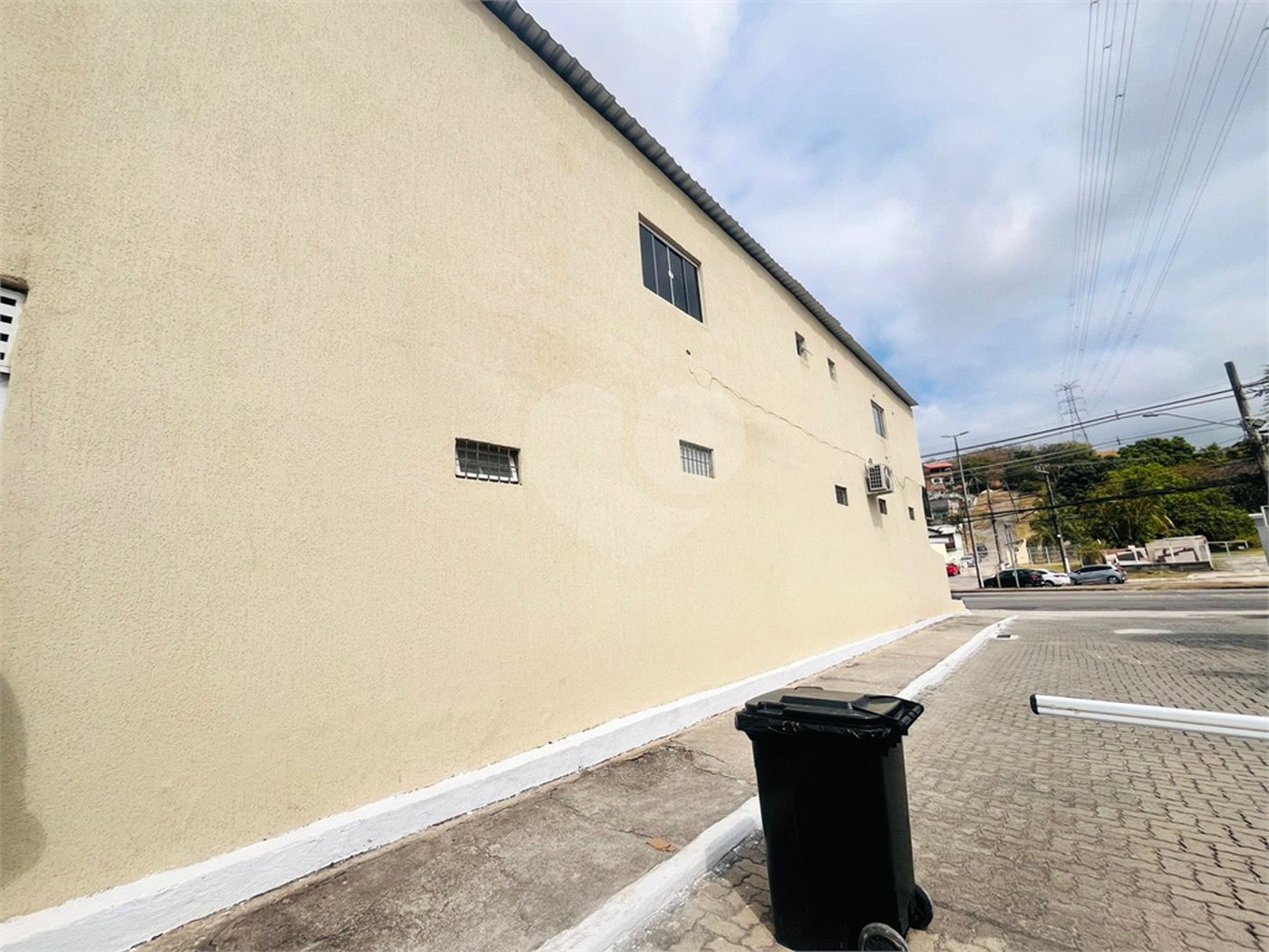 Sala à venda em Campo Grande, Rio de Janeiro, RJ