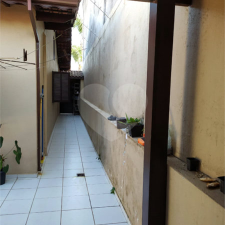 Casa à venda com 3 quartos, sendo 1 suíte,  no condomínio Sibelyus, Mogi das Cruzes - SP