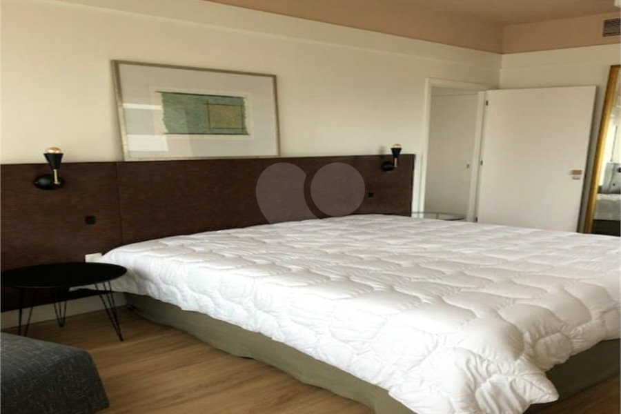 Flat à venda com 1 suíte em Santana, São Paulo, SP