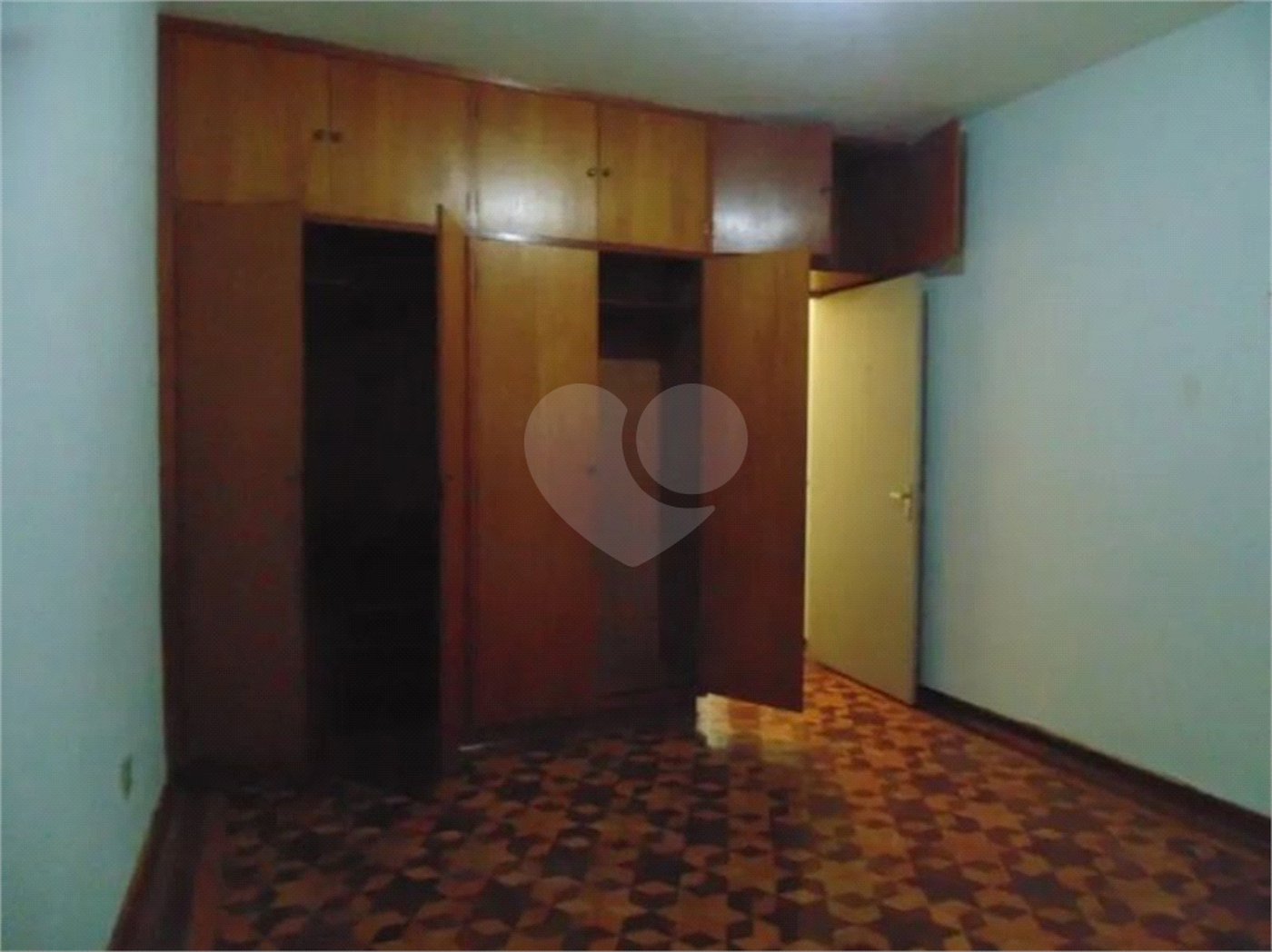 Casa Térrea à venda com 3 quartos, sendo 1 suíte,  em Parque Jabaquara, São Paulo, SP