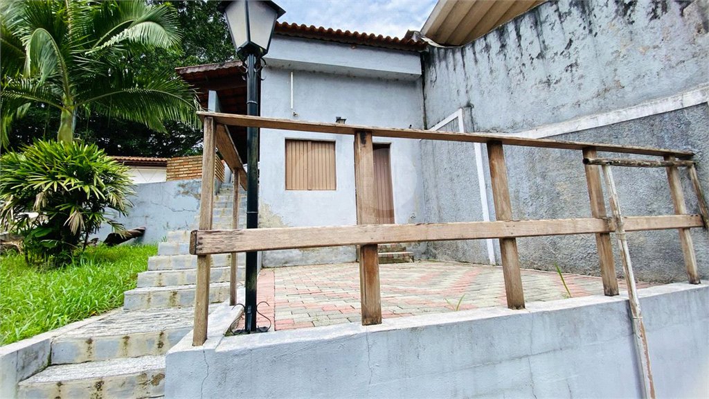 Casa à venda com 3 suítes em Dos Finco, São Bernardo do Campo, SP