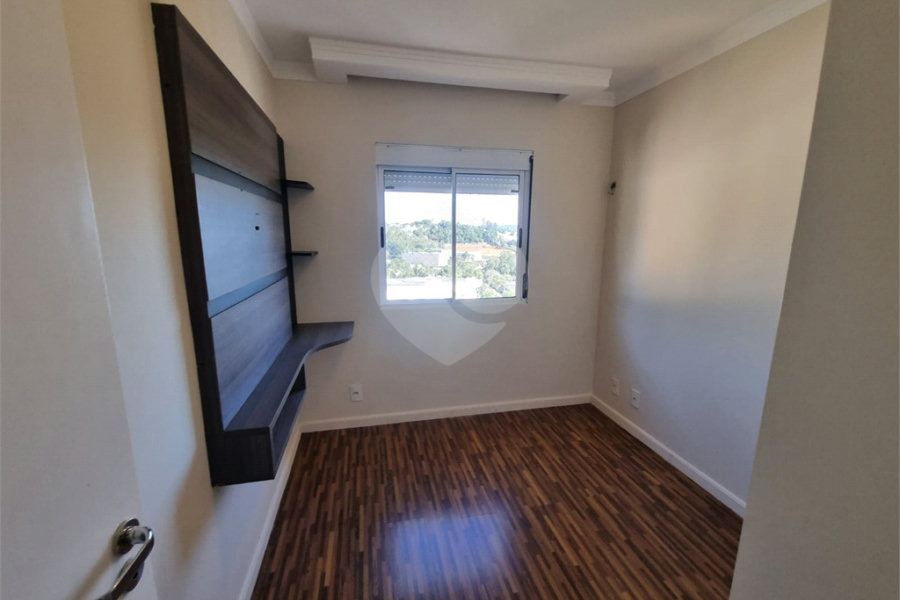 Sobrado à venda com 3 quartos, sendo 1 suíte,  em Jardim Belizário, Cotia, SP