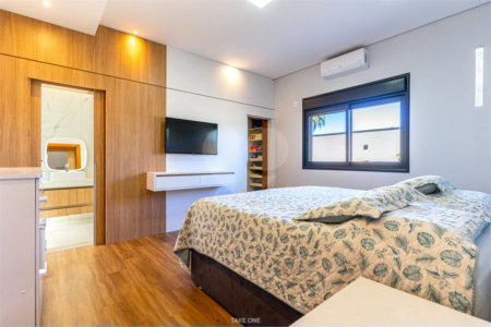 Casa à venda com 4 suítes no condomínio Residencial dos Lagos, Itupeva - SP