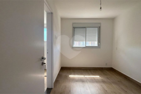 Apartamento à venda com 3 suítes em Santo Amaro, São Paulo, SP