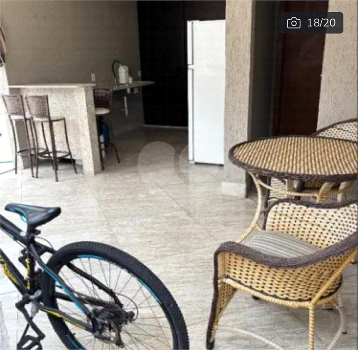 Casa à venda com 3 quartos, sendo 2 suítes, no condomínio Recanto das Palmeiras, Rio de Janeiro - RJ