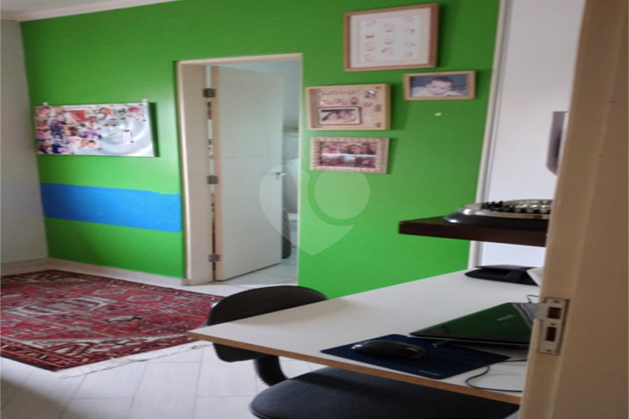 Casa à venda com 3 quartos, sendo 2 suítes, no condomínio Villa's Residencial, São Paulo - SP