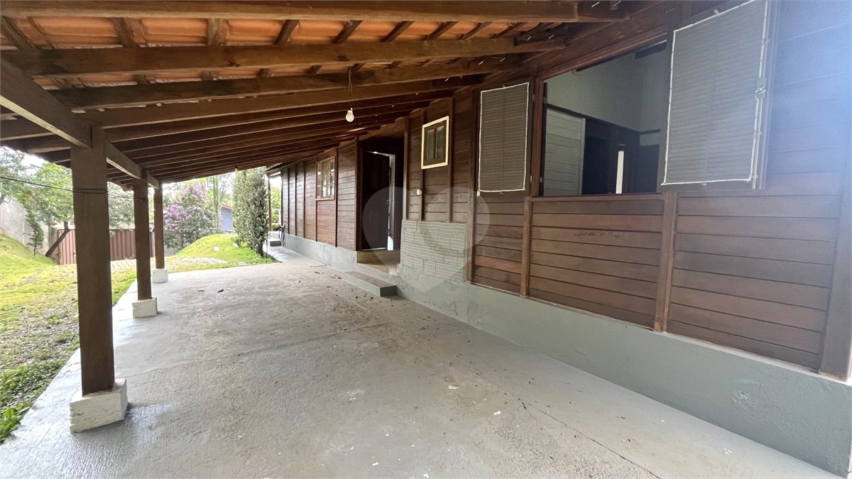 Casa Térrea para alugar com 3 quartos, sendo 1 suíte, em Jardim Estância Brasil, Atibaia, SP