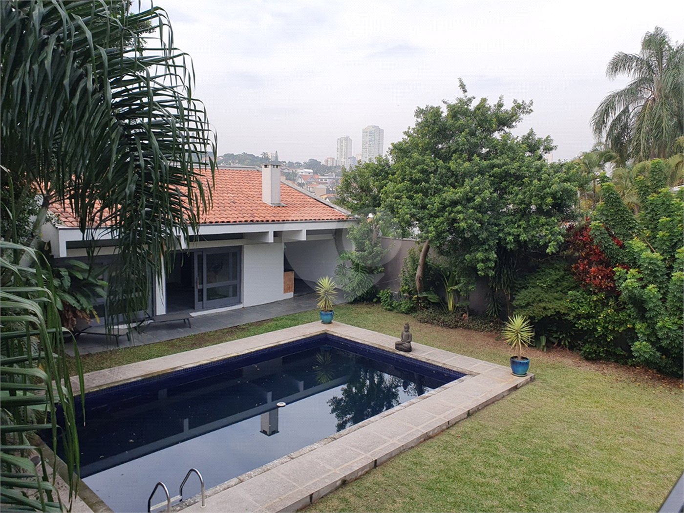 Sobrado à venda com 4 suítes em Alto da Boa Vista, São Paulo, SP