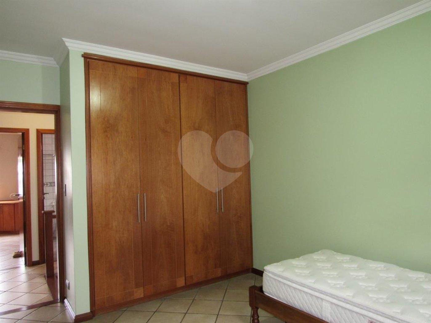 Sobrado à venda com 3 quartos, sendo 1 suíte, em Brooklin, São Paulo, SP