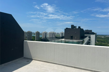 Cobertura à venda com 3 quartos, sendo 1 suíte, em Jacarepaguá, Rio de Janeiro, RJ