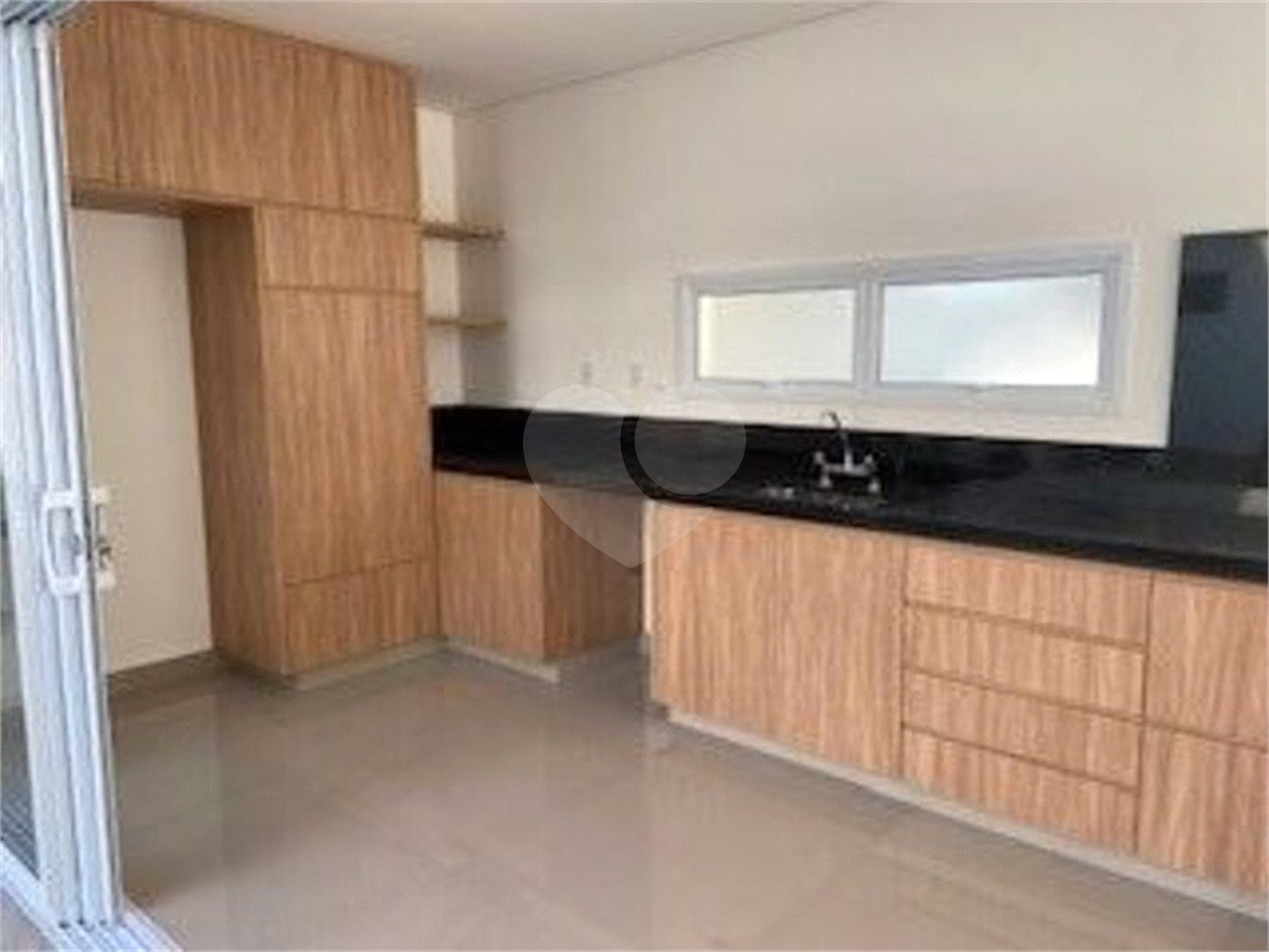 Casa à venda com 3 suítes no condomínio Residencial Viena, Indaiatuba - SP