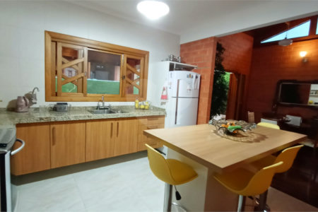 Casa à venda ou para alugar com 3 quartos, sendo 1 suíte, no condomínio Paysage Noble, Vargem Grande Paulista - SP