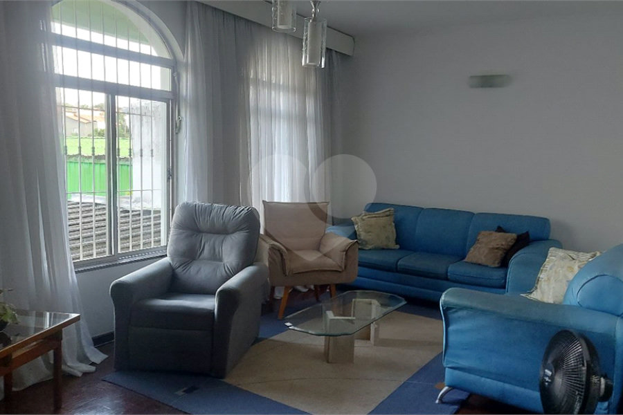 Sobrado à venda com 3 quartos, sendo 1 suíte, em Tremembé, São Paulo, SP