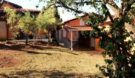 Casa Térrea à venda com 3 quartos, sendo 2 suítes,  em Vila Avaí, Indaiatuba, SP