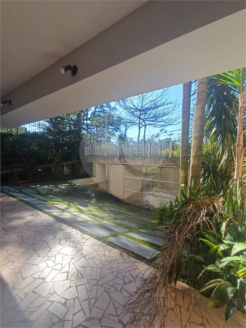 Sobrado à venda com 5 suítes em Vila Albertina, São Paulo, SP