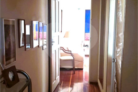Casa Térrea à venda com 3 quartos em Vila Pompéia, São Paulo, SP