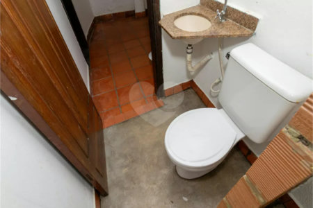 Casa à venda com 3 quartos, sendo 1 suíte,  em Alto da Lapa, São Paulo, SP