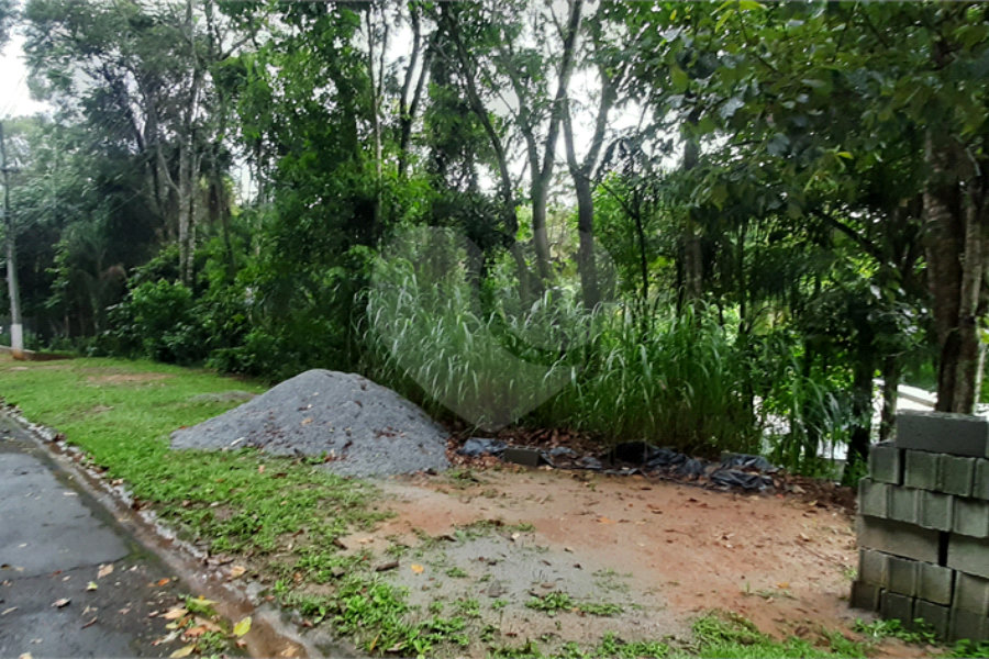 Terreno à venda no condomínio Associação Reserva das Hortênsias, Mairiporã - SP