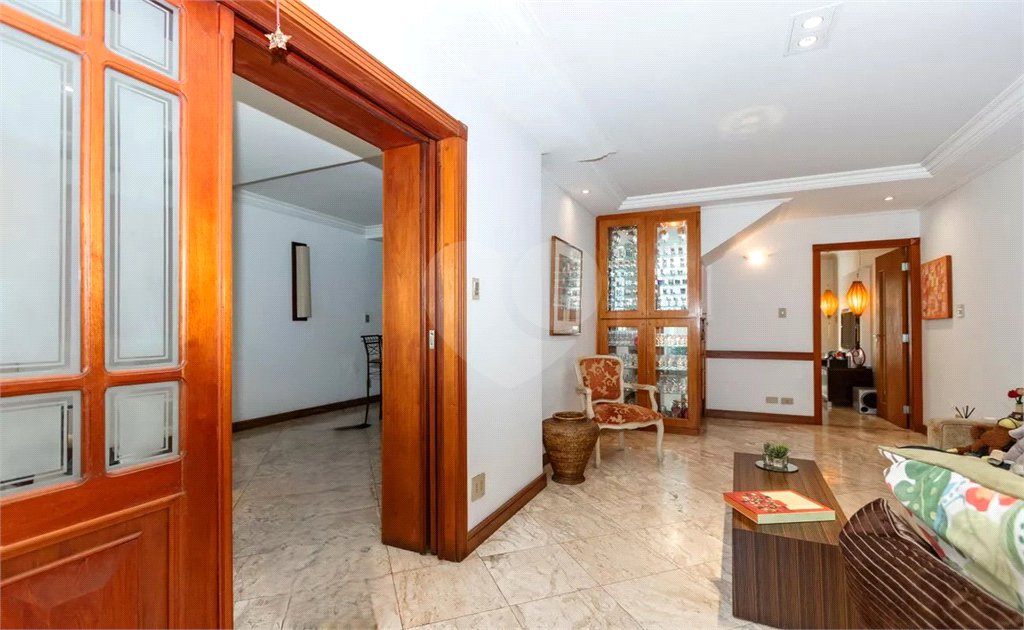 Casa de Vila à venda com 3 quartos, sendo 1 suíte, em Campo Belo, São Paulo, SP