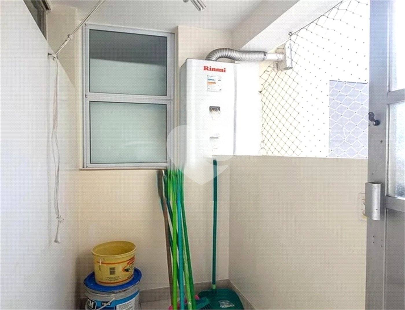 Apartamento à venda com 3 quartos, sendo 1 suíte,  em Cerqueira César, São Paulo, SP