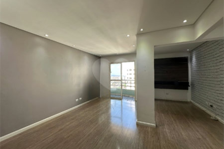 Apartamento à venda com 3 quartos, sendo 1 suíte,  em Gopoúva, Guarulhos, SP